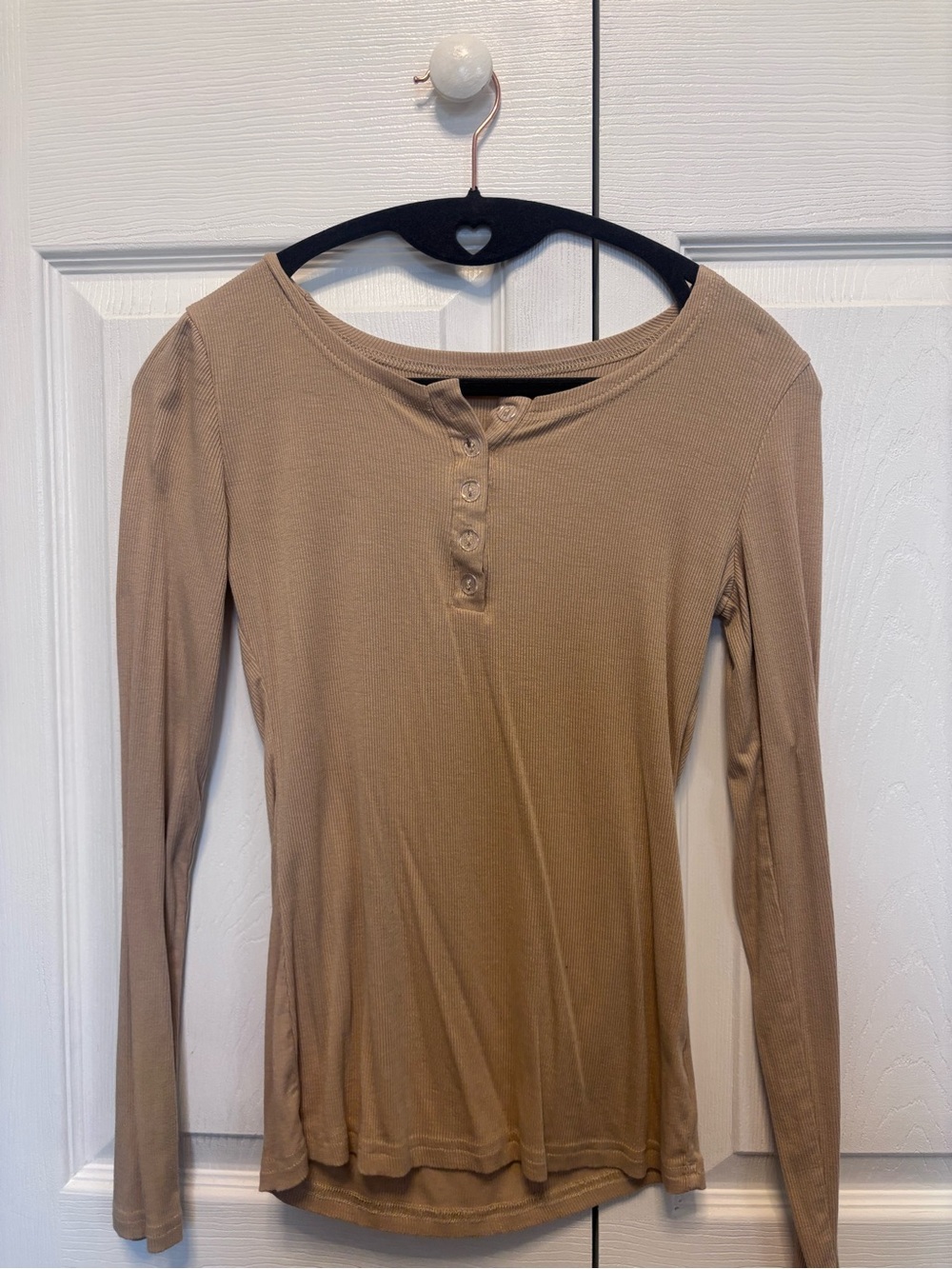 Women’s Long Sleeve Henley Top - Tan